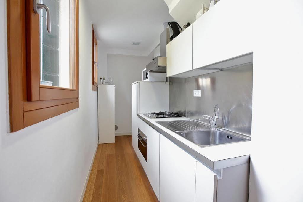 Ca' Filcamo Apartment เวนิส ภายนอก รูปภาพ
