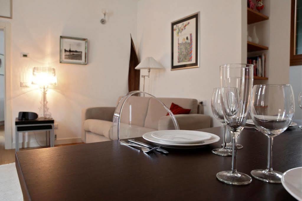Ca' Filcamo Apartment เวนิส ภายนอก รูปภาพ